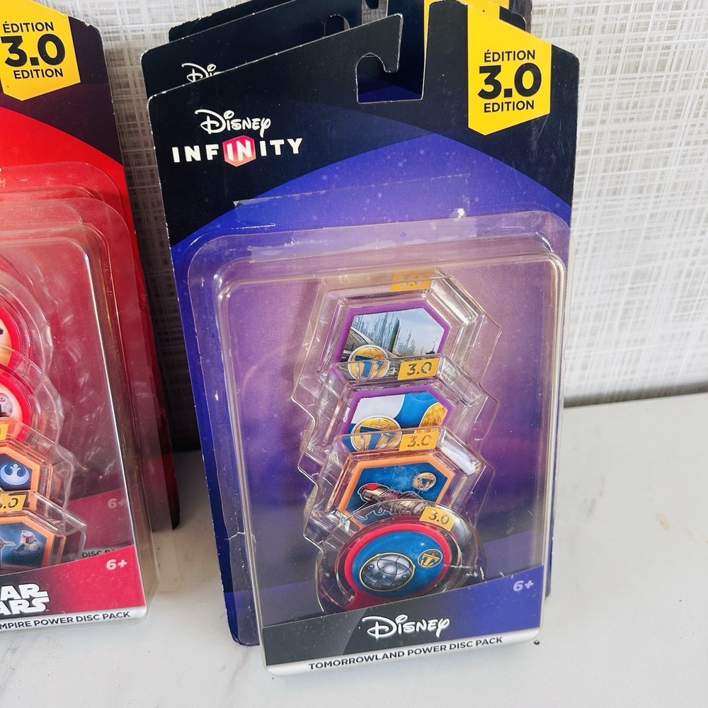 Disney Infinity 3.0 Power Discs 72 Discs Star Wars Tomorrow Land Lot of 18 Packs - Picture 5 of 12